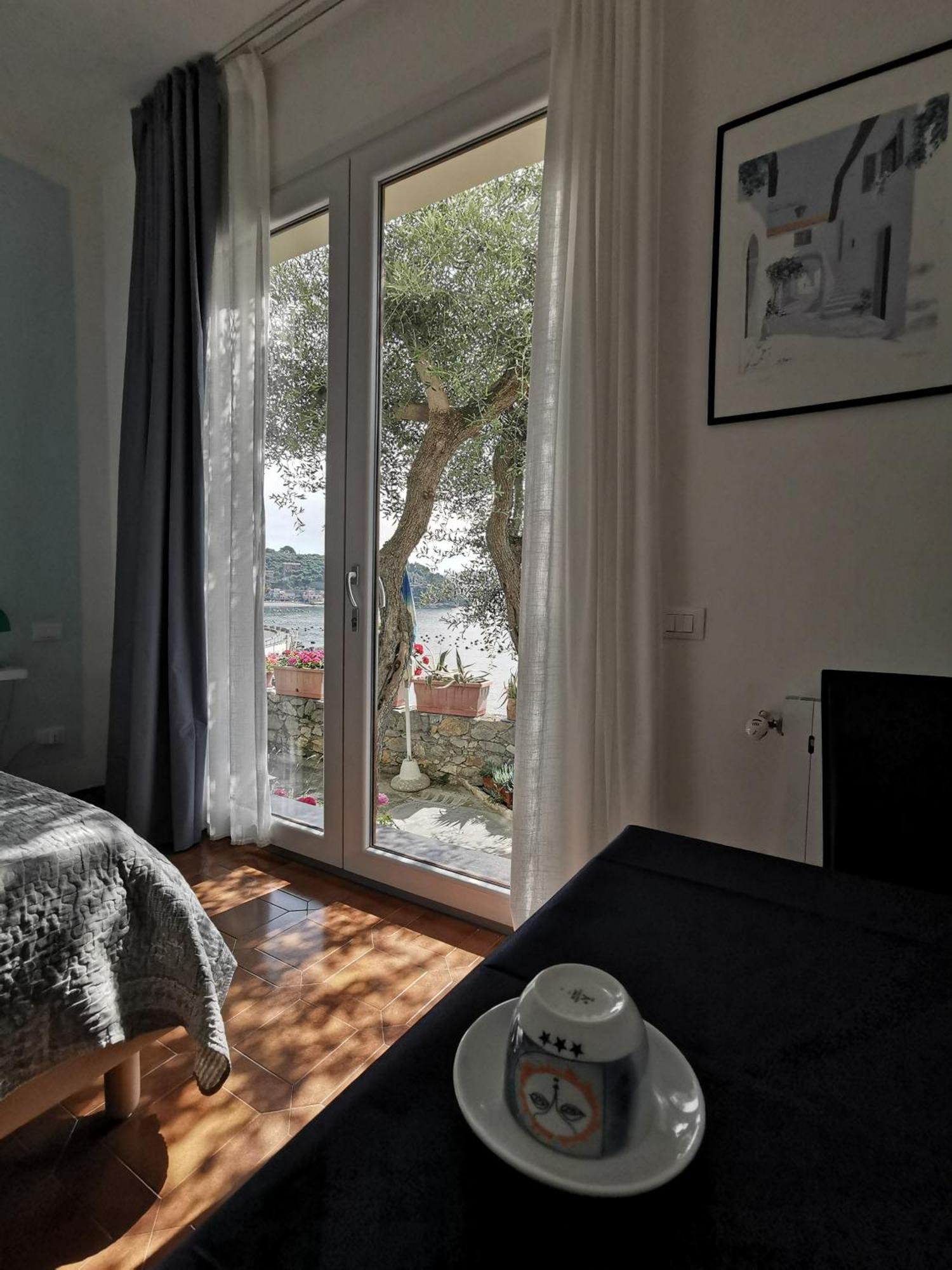 B&B La Palafitta Портовенере Екстериор снимка